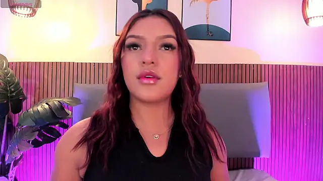 NicolleeEvanss online show from May 21, 10:55 am