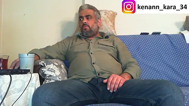 Snapshot of kenan_kara_85 chatting on October 7, 12:08 am kenan kara 85 online show from October 7, 12:08 am