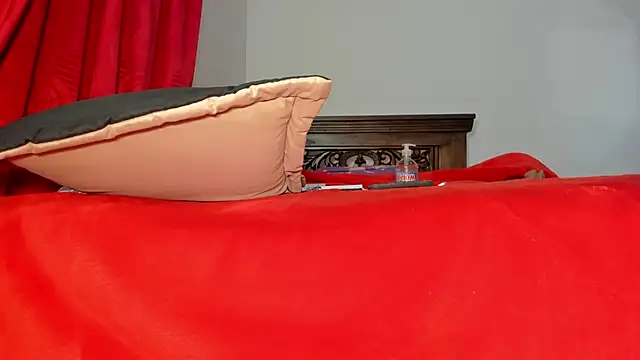 Karentatiana  online show from December 25, 1:42 am