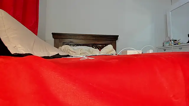 Karentatiana  online show from December 31, 1:47 am