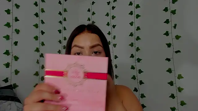 Miaa Garcia online show from January 14, 10:14 pm