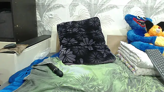 CamDiva113 online show from March 13, 2:23 pm