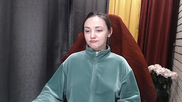 Snapshot of StacyMind chatting on March 4, 7:20 pm StacyMind online show from March 4, 7:20 pm