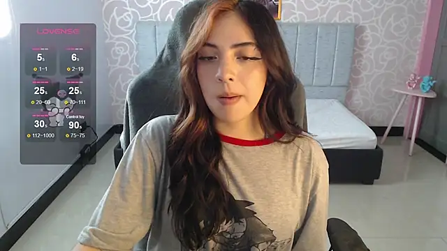 Snapshot of ninfa1_ch chatting on December 18, 2:28 pm ninfa1 ch online show from December 18, 2:28 pm