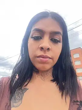 Snapshot of AbbyFtLuna chatting on December 11, 6:09 pm AbbyFtLuna online show from December 11, 6:09 pm