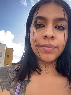 Snapshot of AbbyFtLuna chatting on December 14, 9:02 pm AbbyFtLuna online show from December 14, 9:02 pm