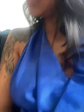 Snapshot of AbbyFtLuna chatting on December 31, 7:29 pm AbbyFtLuna online show from December 31, 7:29 pm