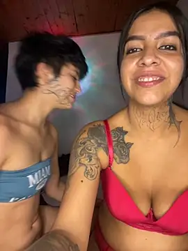 Snapshot of AbbyFtLuna chatting on January 17, 10:45 pm AbbyFtLuna online show from January 17, 10:45 pm