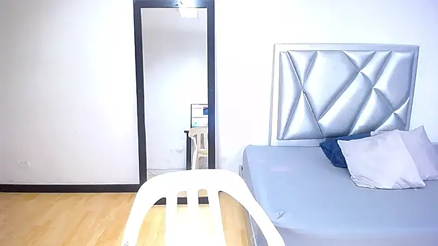 exotic karmella online show from October 14, 8:31 pm