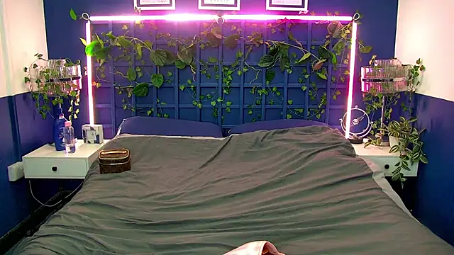 Snapshot of FerrariRedxBabestation chatting on March 26, 9:09 pm FerrariRedxBabestation online show from March 26, 9:09 pm