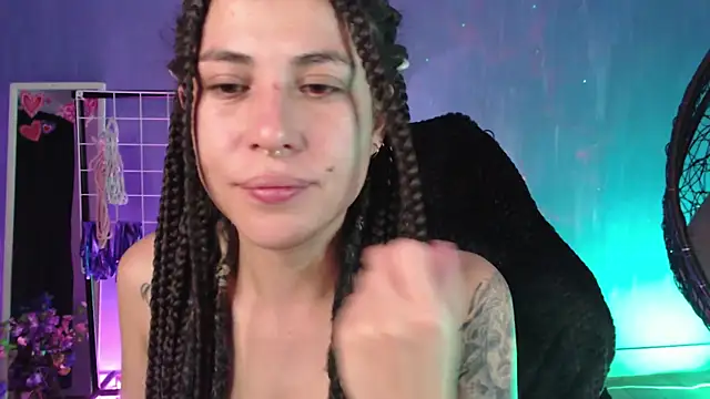 Snapshot of Hellen_dumont chatting on February 22, 9:01 am Hellen dumont online show from February 22, 9:01 am