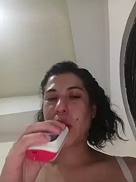 Snapshot of Hellen_dumont chatting on October 19, 5:08 am Hellen dumont online show from October 19, 5:08 am