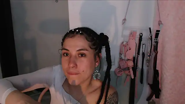 Snapshot of Hellen_dumont chatting on March 1, 1:51 am Hellen dumont online show from March 1, 1:51 am