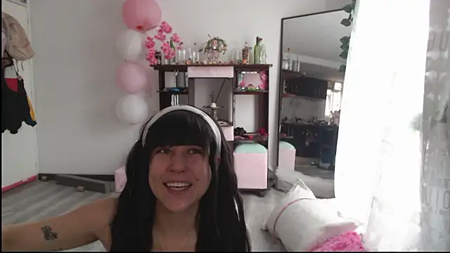 Snapshot of Hellen_dumont chatting on March 8, 4:22 pm Hellen dumont online show from March 8, 4:22 pm