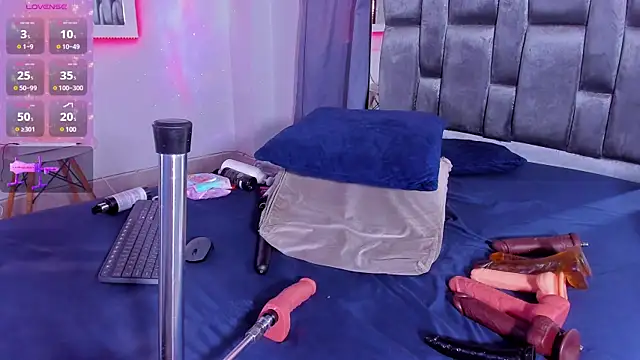 sarayhorny69 online show from January 31, 8:54 pm