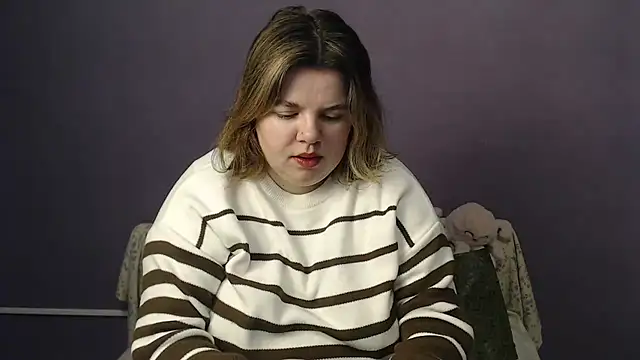 Snapshot of so_shy chatting on March 2, 6:58 am so shy online show from March 2, 6:58 am