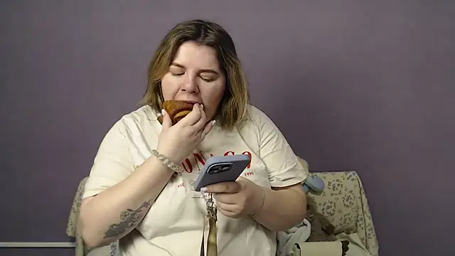 Snapshot of so_shy chatting on March 9, 7:01 am so shy online show from March 9, 7:01 am