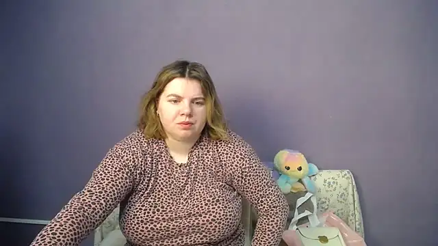 Snapshot of so_shy chatting on March 21, 7:02 am so shy online show from March 21, 7:02 am