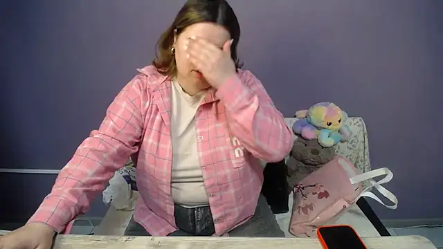 so shy online show from May 1, 6:29 am