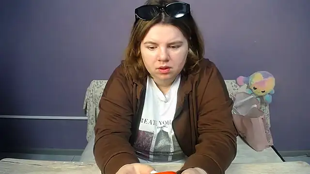 so shy online show from May 16, 6:10 am