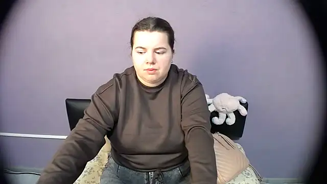 so shy online show from June 14, 6:04 am