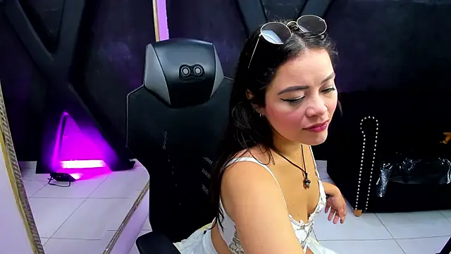 DarlingBDSM  online show from November 19, 1:55 pm