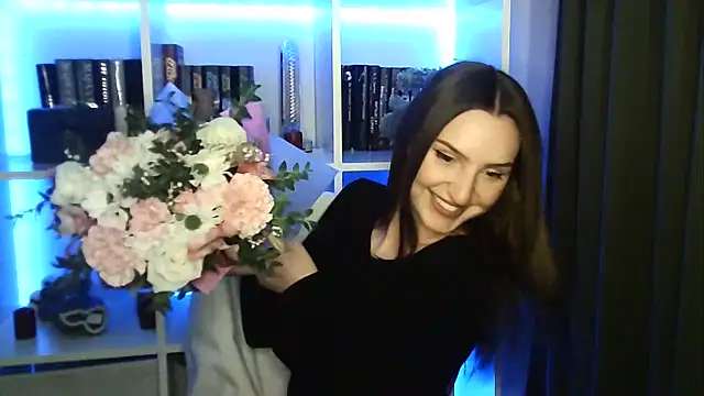 X Alisa online show from March 8, 7:50 pm