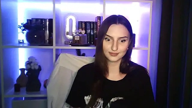Snapshot of X_Alisa chatting on April 14, 6:47 pm X Alisa online show from April 14, 6:47 pm