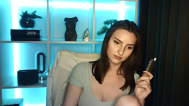 Snapshot of X_Alisa chatting on May 11, 5:32 pm X Alisa online show from May 11, 5:32 pm