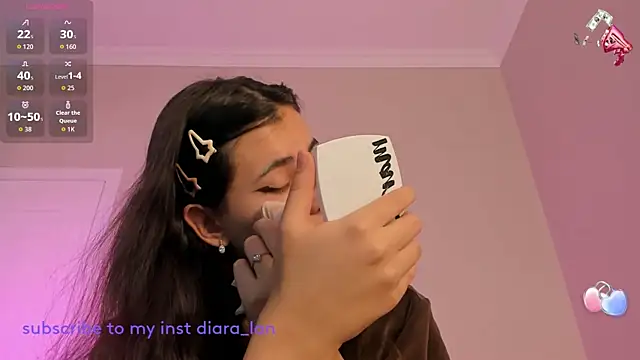 Snapshot of hoa_lan chatting on October 27, 3:10 am hoa lan online show from October 27, 3:10 am