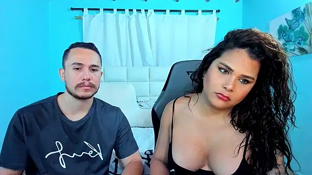 Snapshot of xxx_sweet_couple_ chatting on February 3, 6:40 am xxx sweet couple online show from February 3, 6:40 am