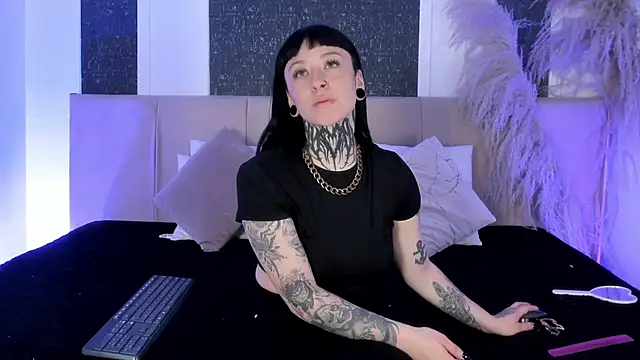 Scolw online show from February 6, 12:19 pm