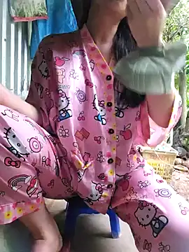 Suri amabel online show from December 11, 9:41 am