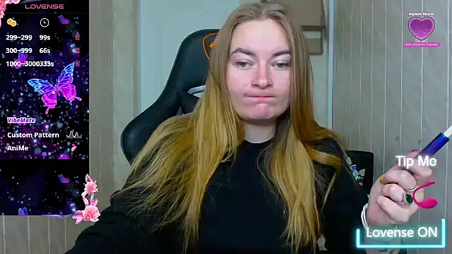 Snapshot of ElenaMaeer chatting on October 14, 6:03 am ElenaMaeer online show from October 14, 6:03 am