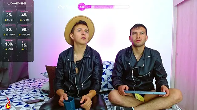 Snapshot of dorian_h_ chatting on December 13, 4:27 pm dorian h online show from December 13, 4:27 pm