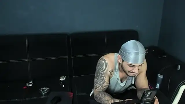 chrismaster12 online show from February 18, 4:48 pm