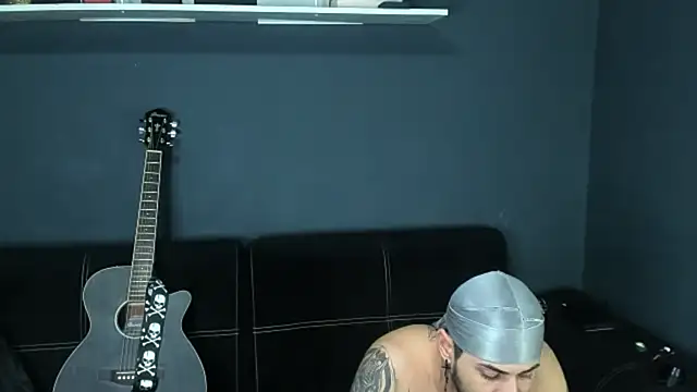 chrismaster12 online show from February 19, 12:35 am
