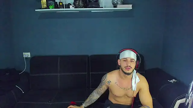 chrismaster12 online show from February 26, 4:36 am