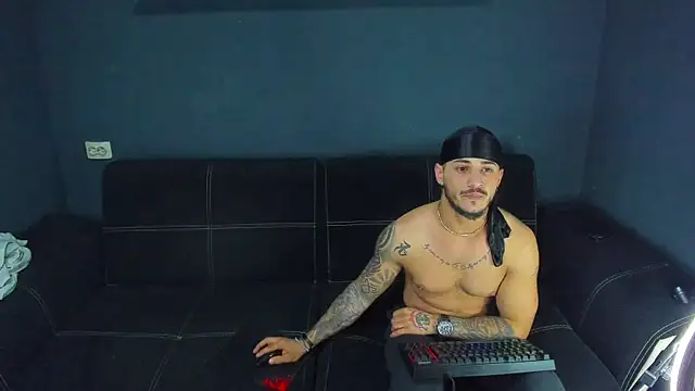 chrismaster12 online show from February 27, 10:42 pm