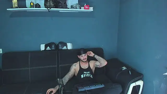 chrismaster12 online show from March 5, 3:18 pm