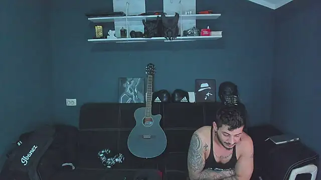 chrismaster12 online show from March 9, 4:11 pm