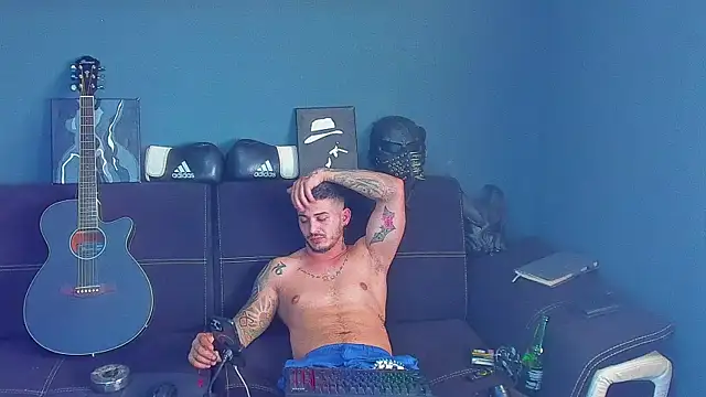 chrismaster12 online show from March 12, 2:23 pm