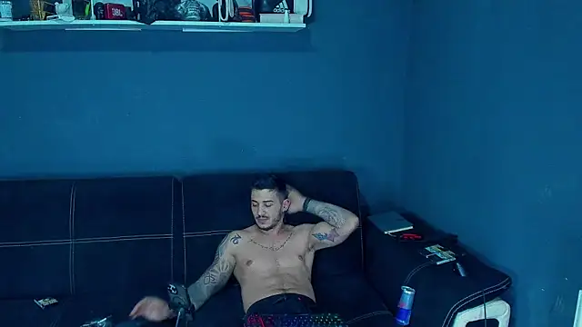 chrismaster12 online show from March 19, 5:17 pm