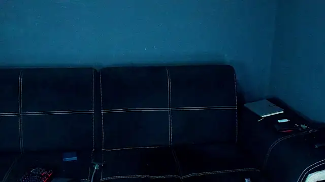 chrismaster12 online show from March 20, 3:25 pm