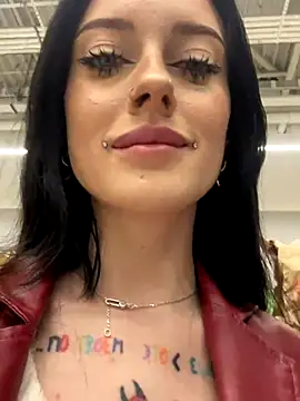 Snapshot of Melissa_crazy chatting on December 4, 6:28 pm Melissa crazy online show from December 4, 6:28 pm