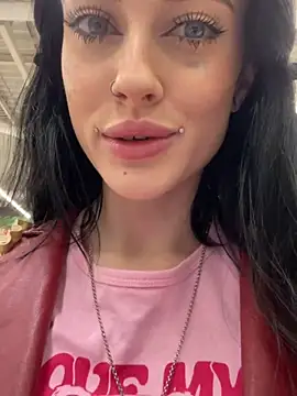 Snapshot of Melissa_crazy chatting on December 26, 3:20 pm Melissa crazy online show from December 26, 3:20 pm