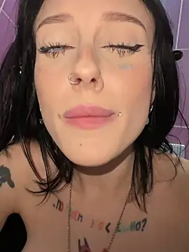 Snapshot of Melissa_crazy chatting on December 28, 7:11 pm Melissa crazy online show from December 28, 7:11 pm