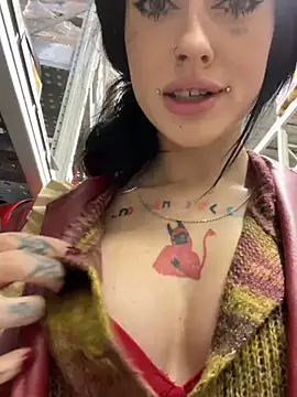 Snapshot of Melissa_crazy chatting on January 3, 6:14 pm Melissa crazy online show from January 3, 6:14 pm