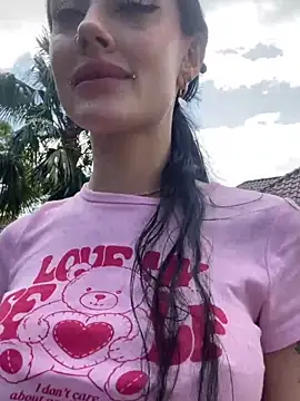 Snapshot of Melissa_crazy chatting on February 26, 8:15 am Melissa crazy online show from February 26, 8:15 am