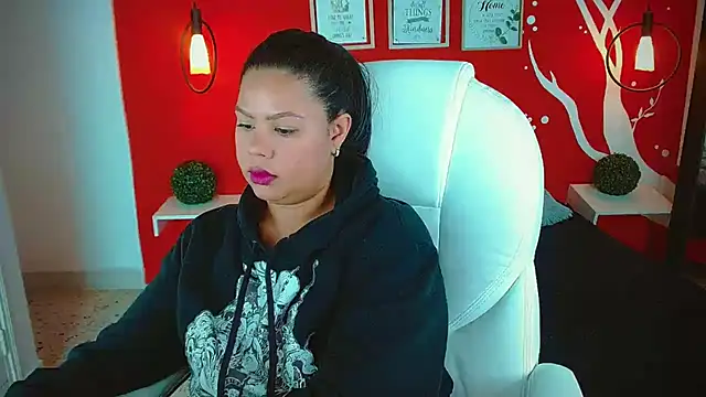 KeyshaRous online show from December 15, 6:59 pm